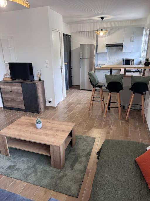 Apartment Bord De Saint-Raphael (Var)